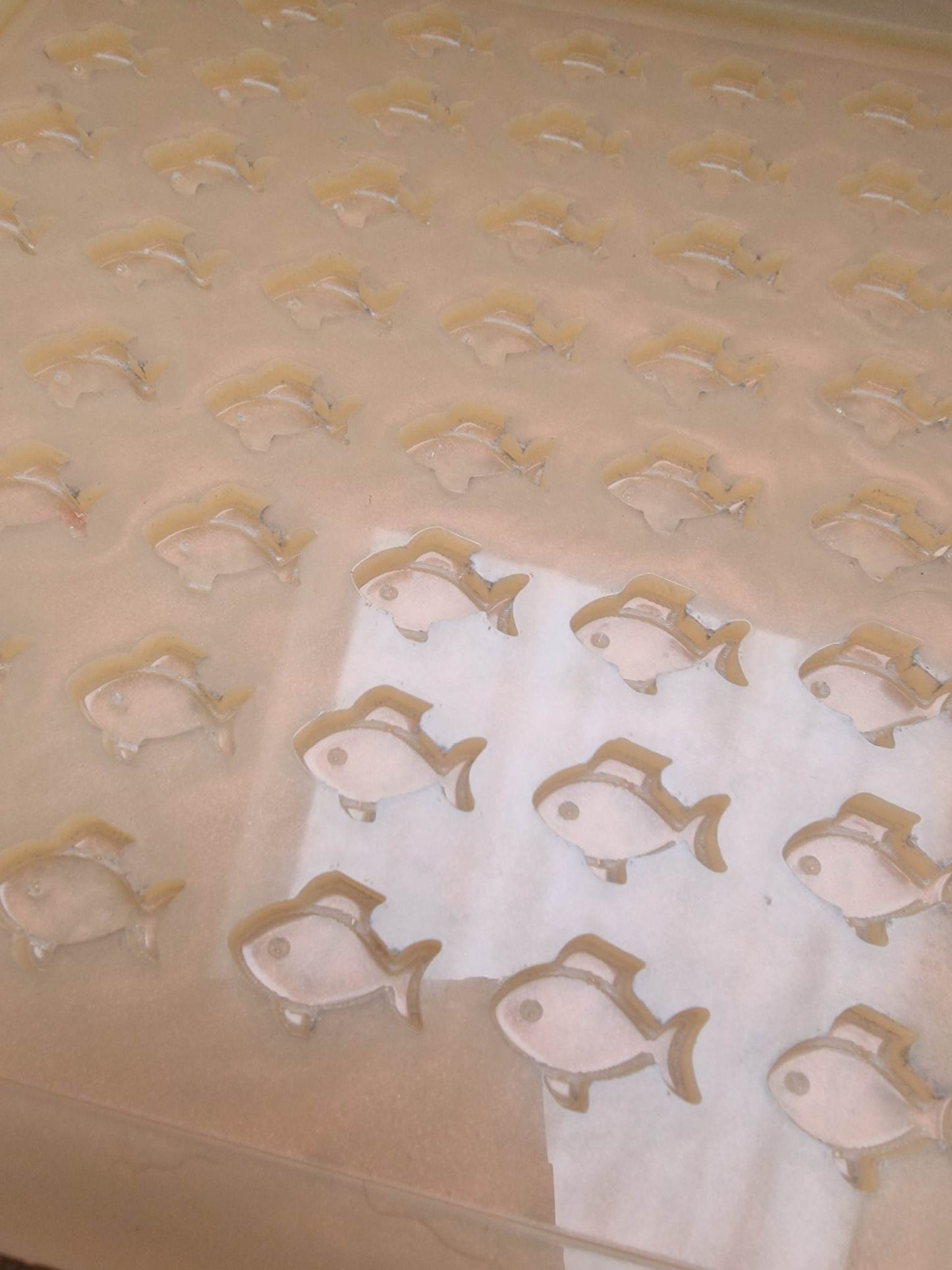 Fish Scoop / Scoopies / Scoopy / Tiny Melt Silicone Mould