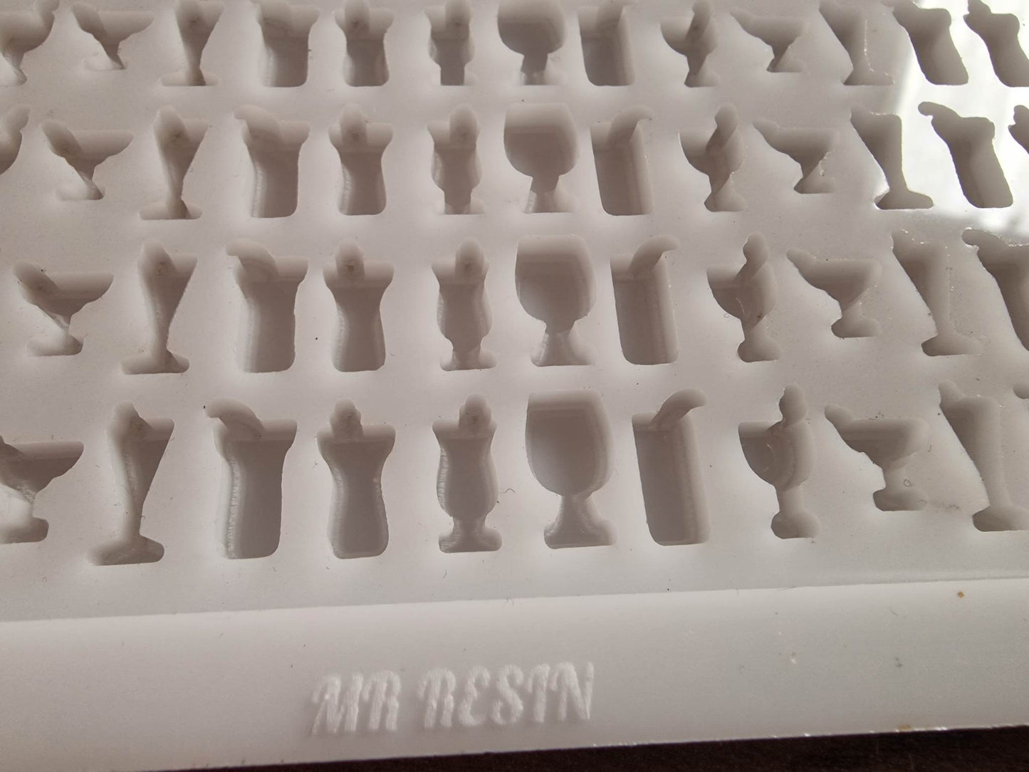 Cocktail Glasses Scoop / Scoopies / Scoopy / Tiny Melts Silicone Mould