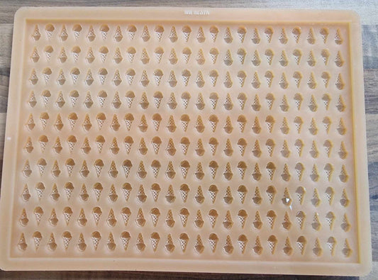 Ice Cream Scoop / Scoopies / Scoopy / Tiny Treats Silicone Mould