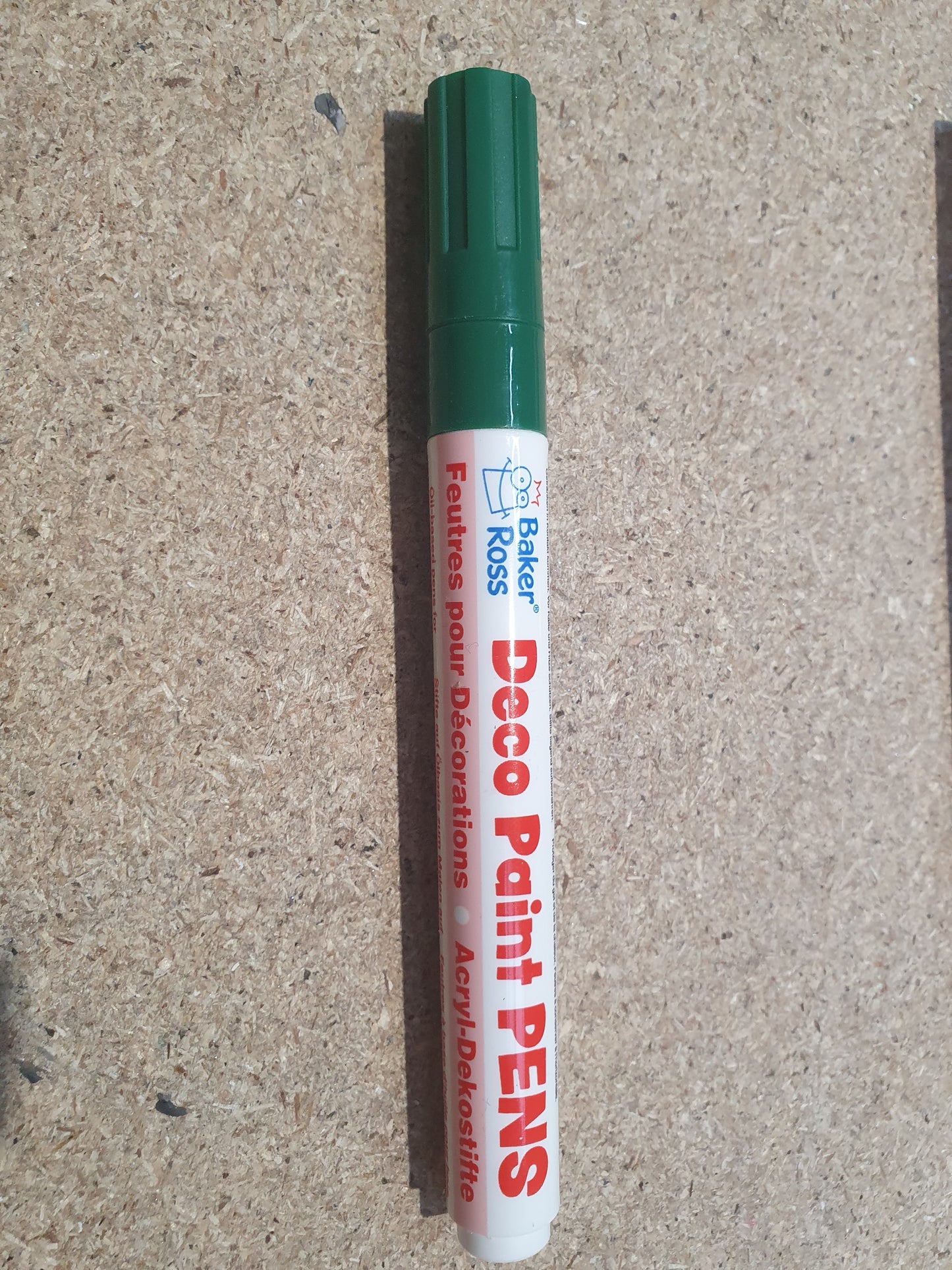 Edging / highlighting paint pens