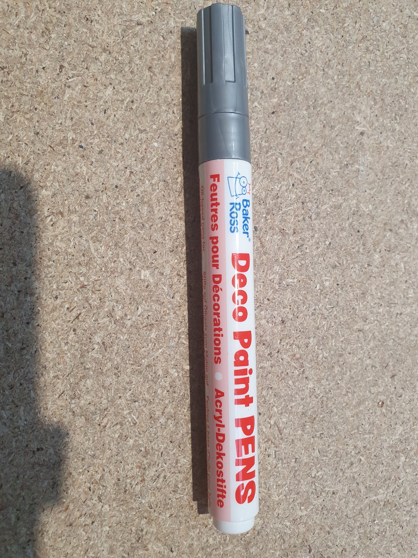 Edging / highlighting paint pens