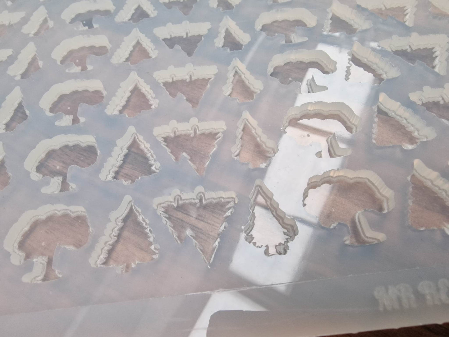 Tree Scoop, Scoopies, Scoopy, Tiny Melts, Gummies Silicone Mould