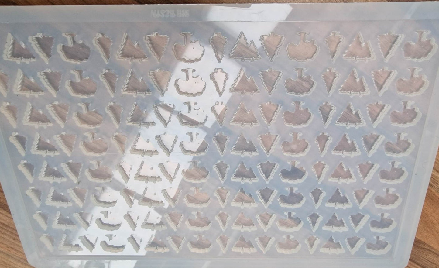 Tree Scoop, Scoopies, Scoopy, Tiny Melts, Gummies Silicone Mould