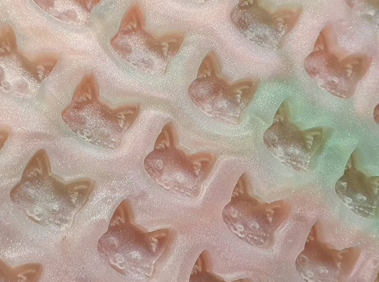 Cat / Kitten Scoop / Scoopy / Scoopies / Tiny Melts / Sweet Treats Silicone Mould