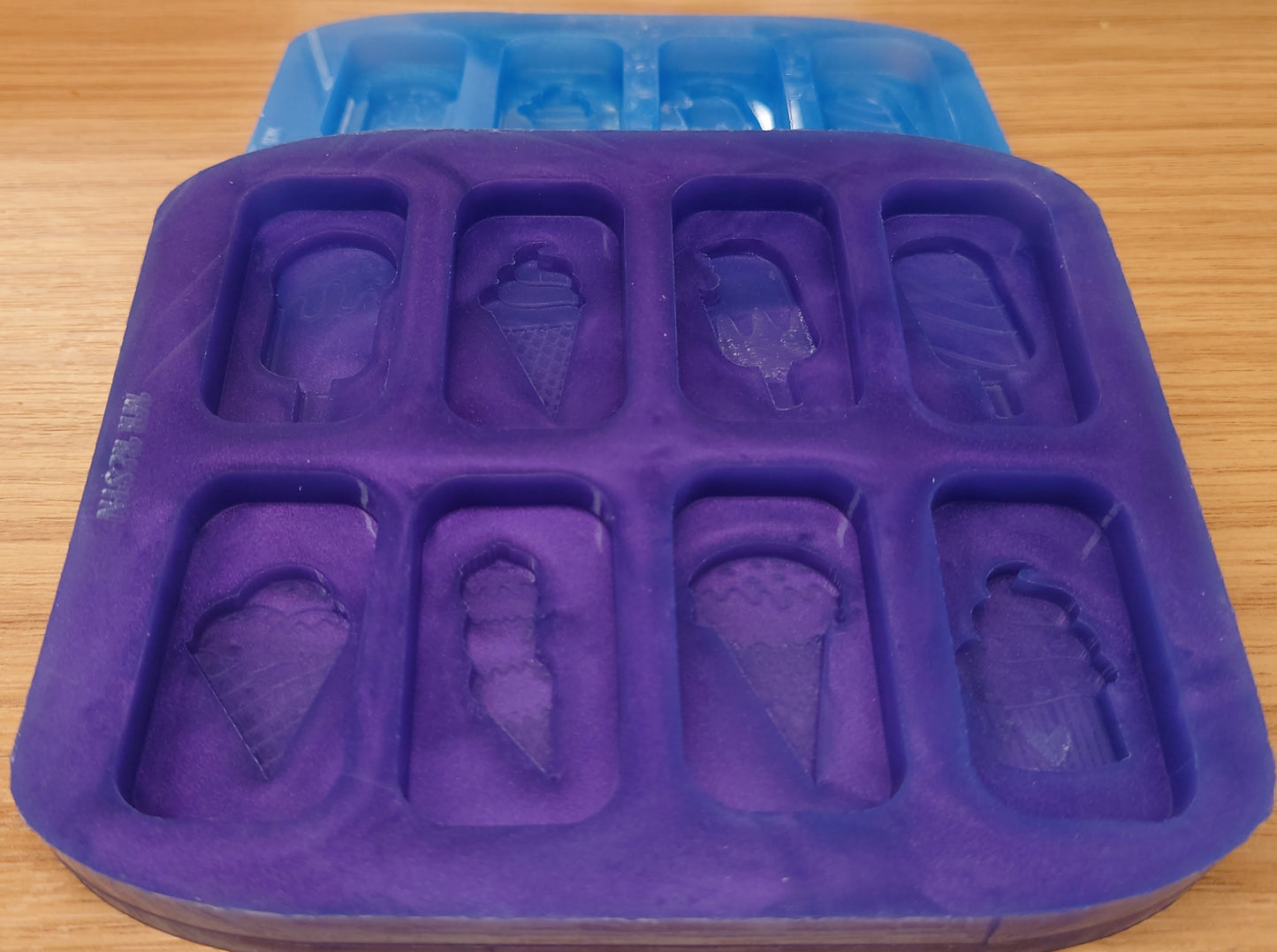 3D Ice-Cream Wax Melts / keyring Silicone Mould - HB style to fit HB boxes