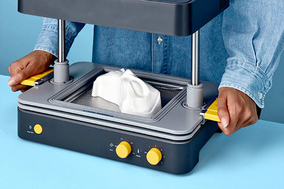 Mayku Formbox Desktop Vacuum Former