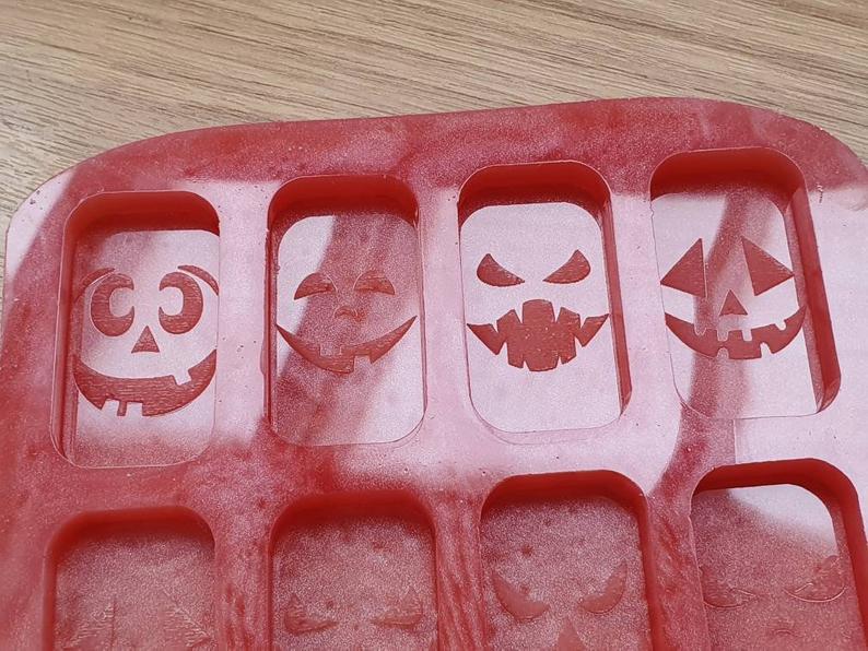 Pumpkin Face Halloween Wax Melt Silicone Mould - HB Style Size