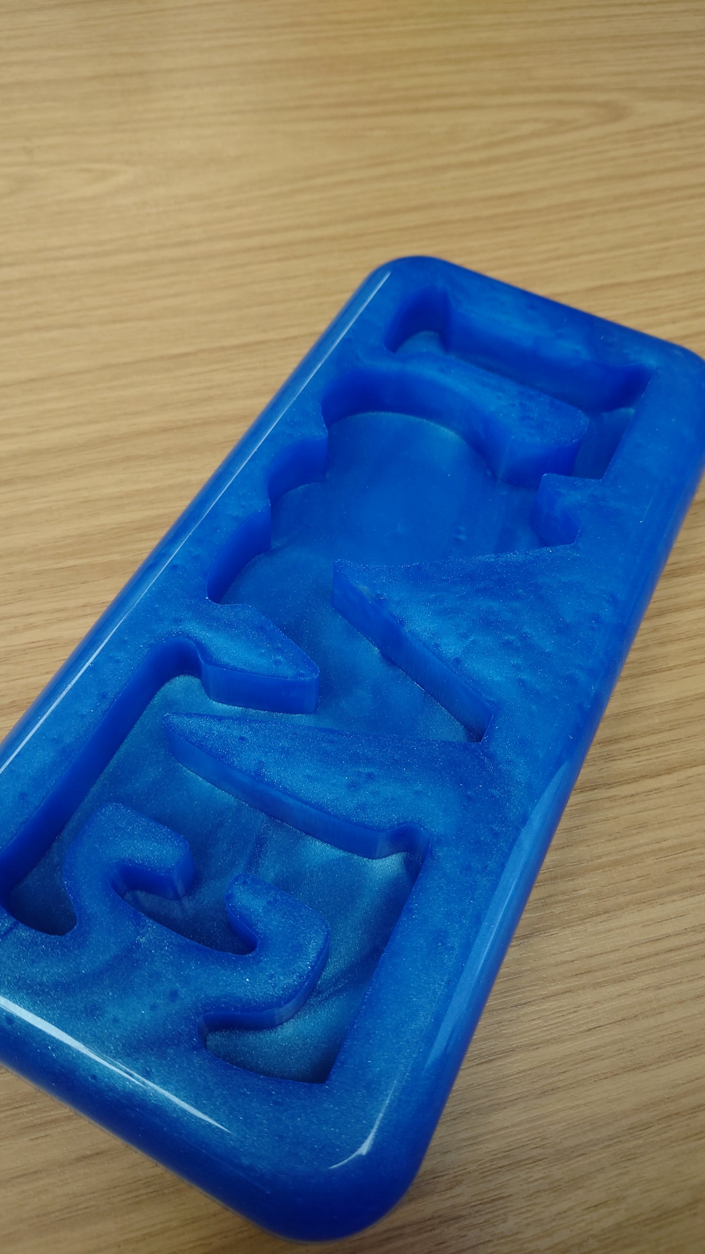 Love Freestanding Word Silicone Mould