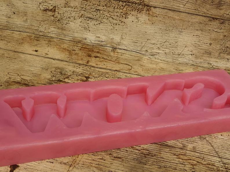 Snow: Christmas Freestanding Word Mould