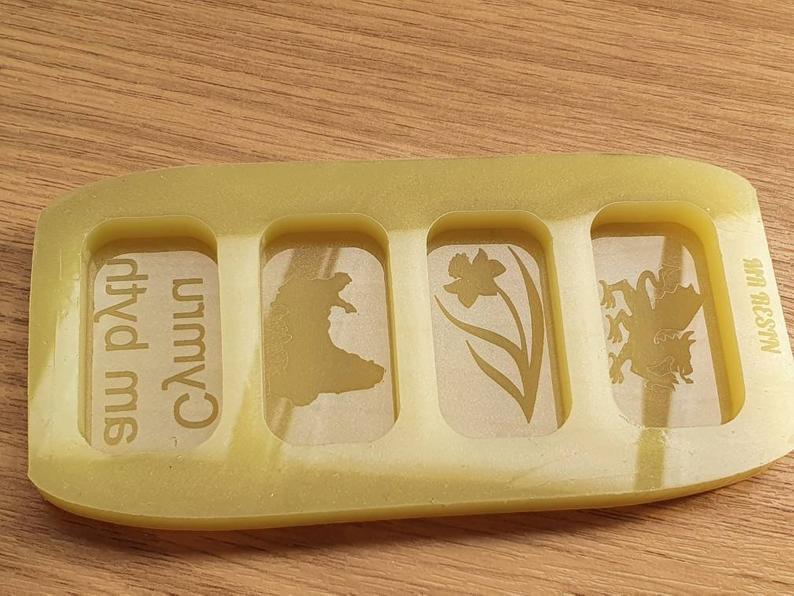 Wales Country Wax Melt Silicone Mould - HB Style Size