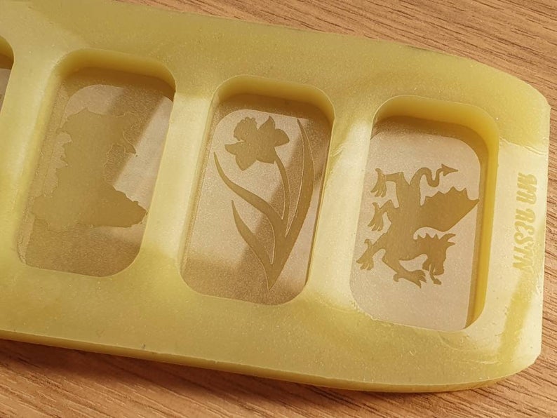Wales Country Wax Melt Silicone Mould - HB Style Size