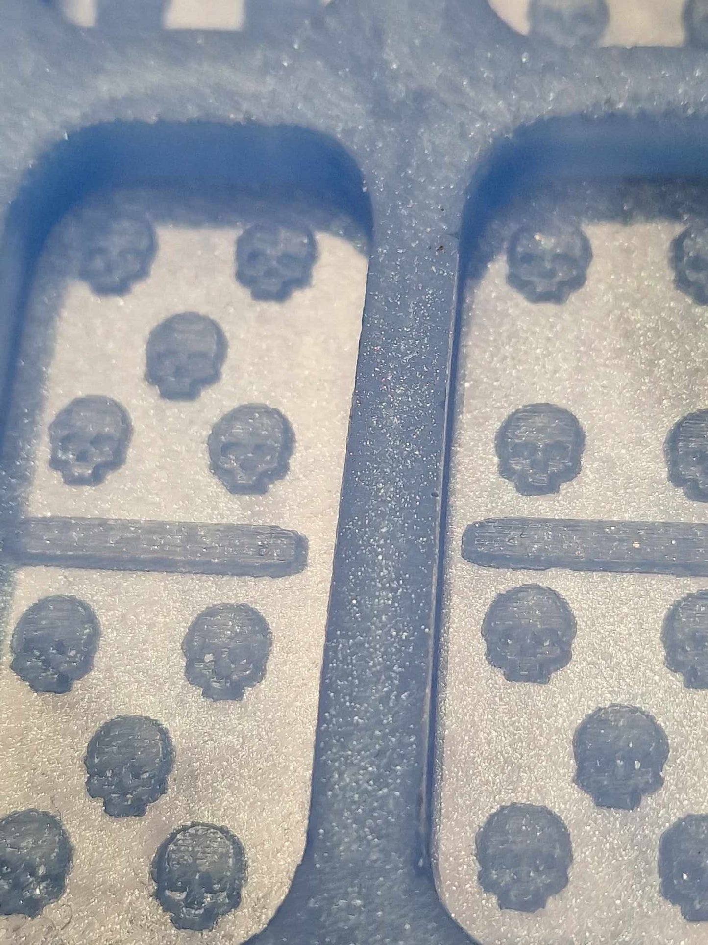 Skull Dominoes Silicone Mould