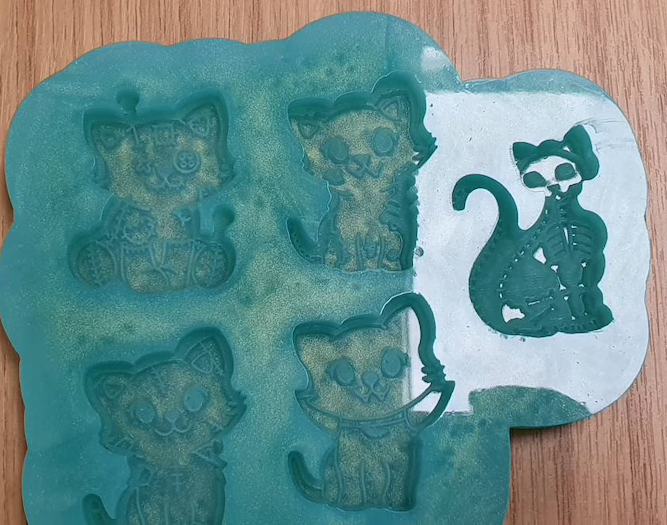 Cat / Dog Halloween Horror Pets Silicone Mould