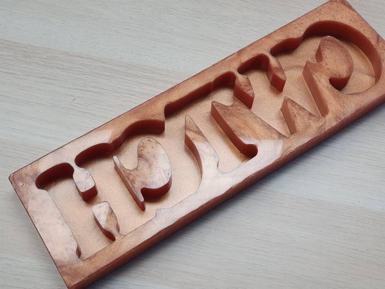 Cwtch Freestanding Word Silicone Mould