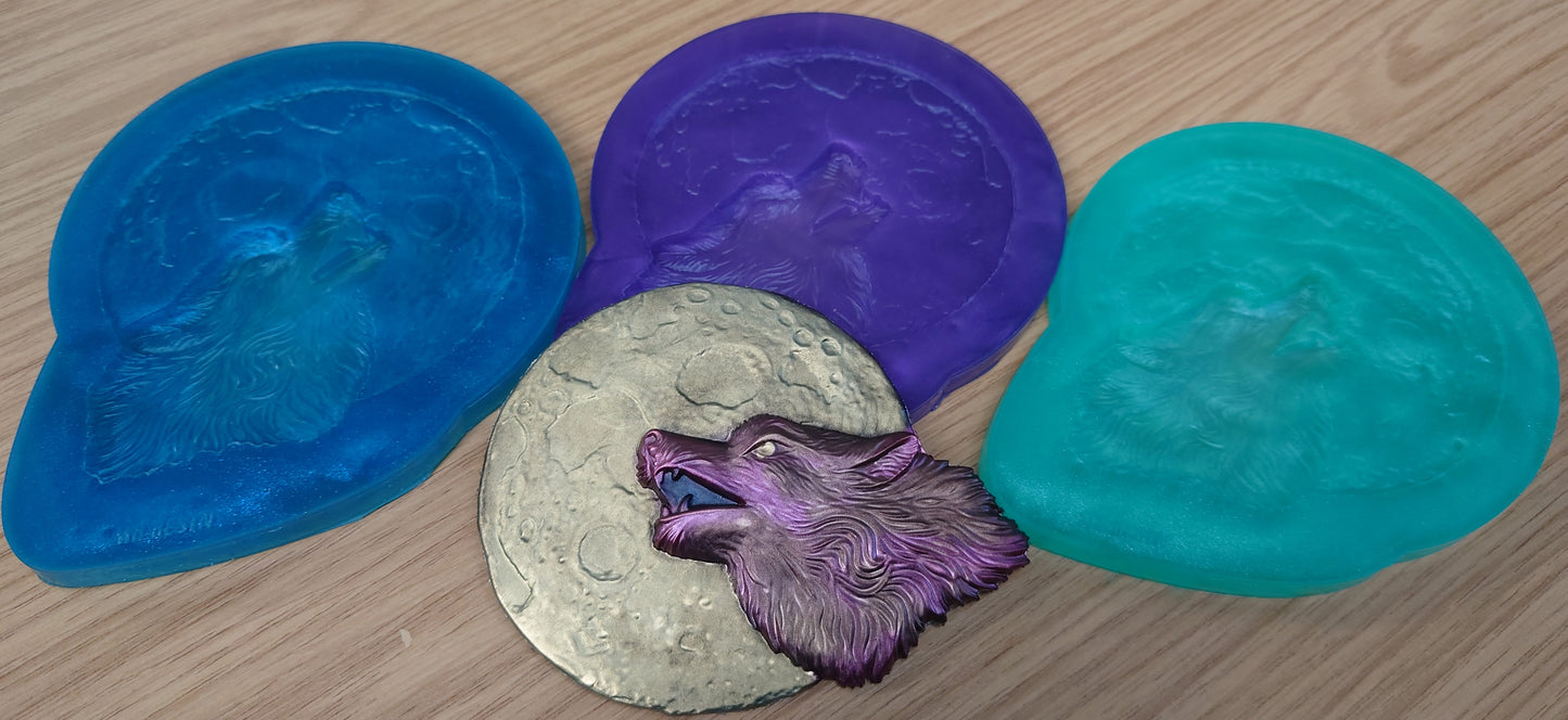 Wolf with Moon Silicone Mould