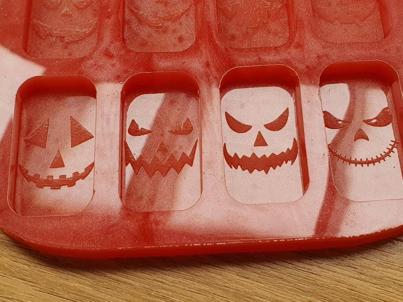 Pumpkin Face Halloween Wax Melt Silicone Mould - HB Style Size
